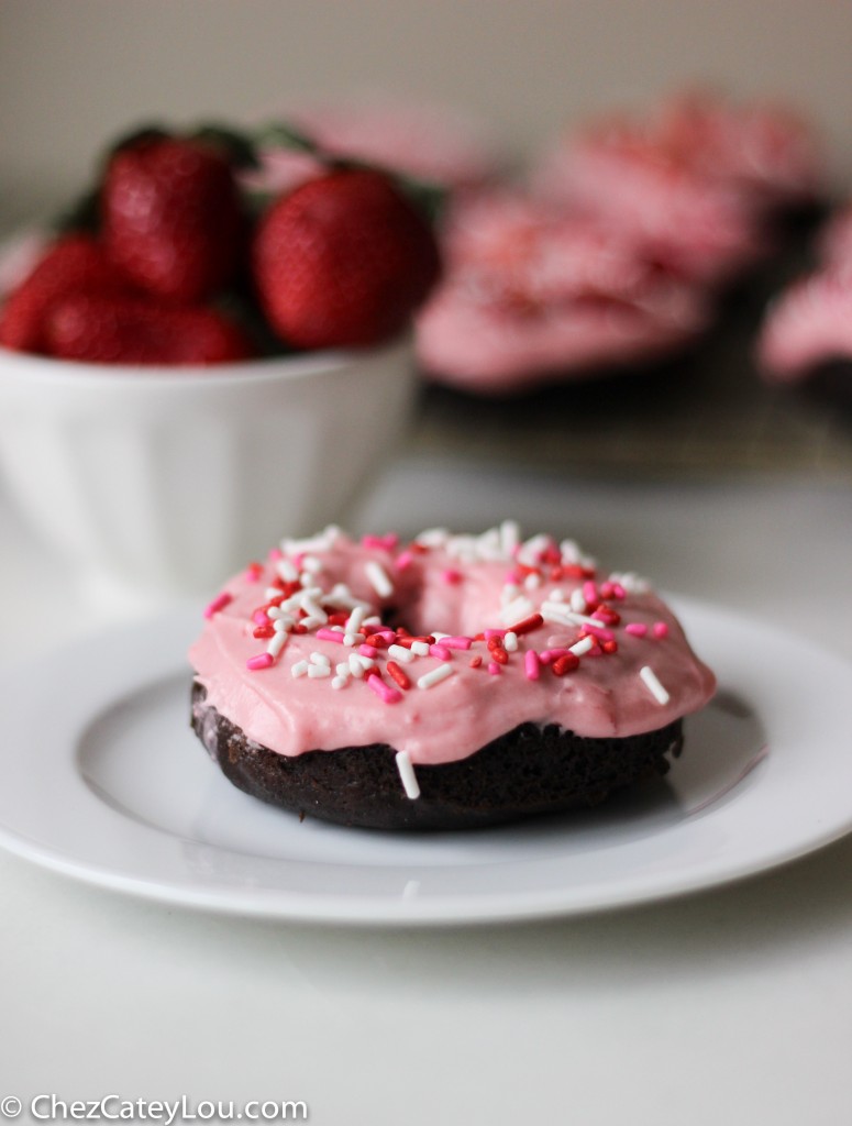 Chocolate Donuts with Strawberry Cream Cheese Icing | chezcateylou.com