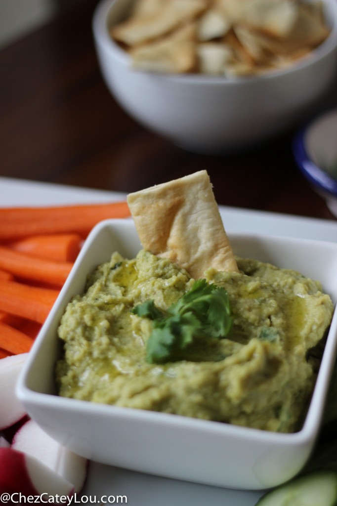 Avocado Hummus | chezcateylou.com