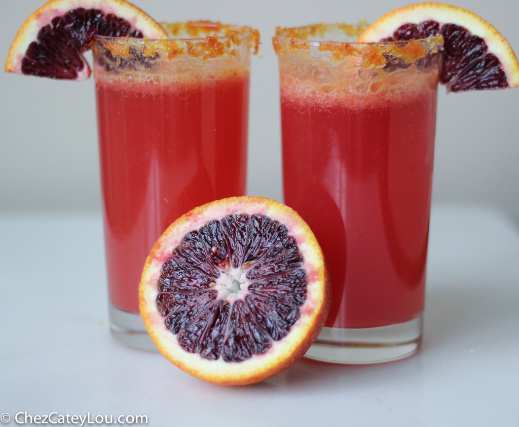 Blood Orange Gin Fizz | chezcateylou.com