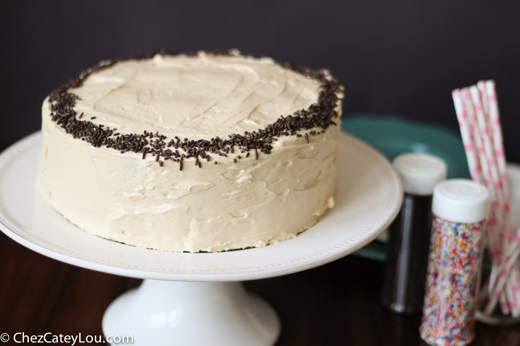  Chocolate Cake with Peanut Butter Buttercream Frosting | chezcateylou.com