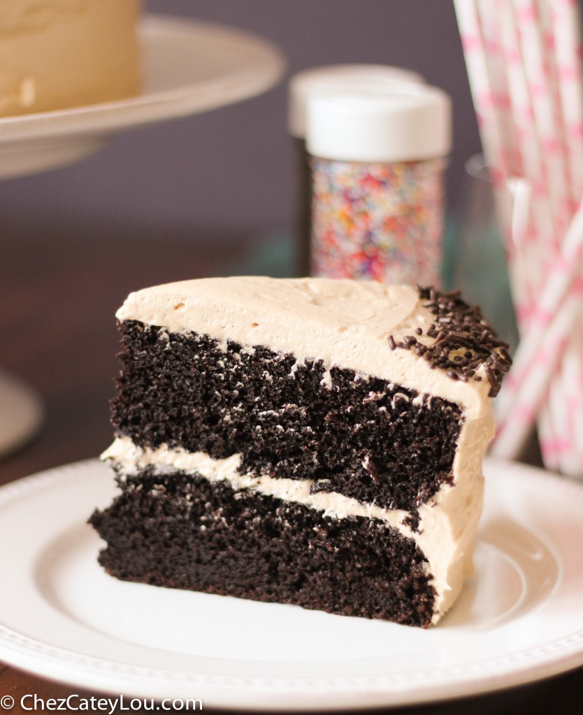 Chocolate Cake with Peanut Butter Buttercream Frosting | chezcateylou.com