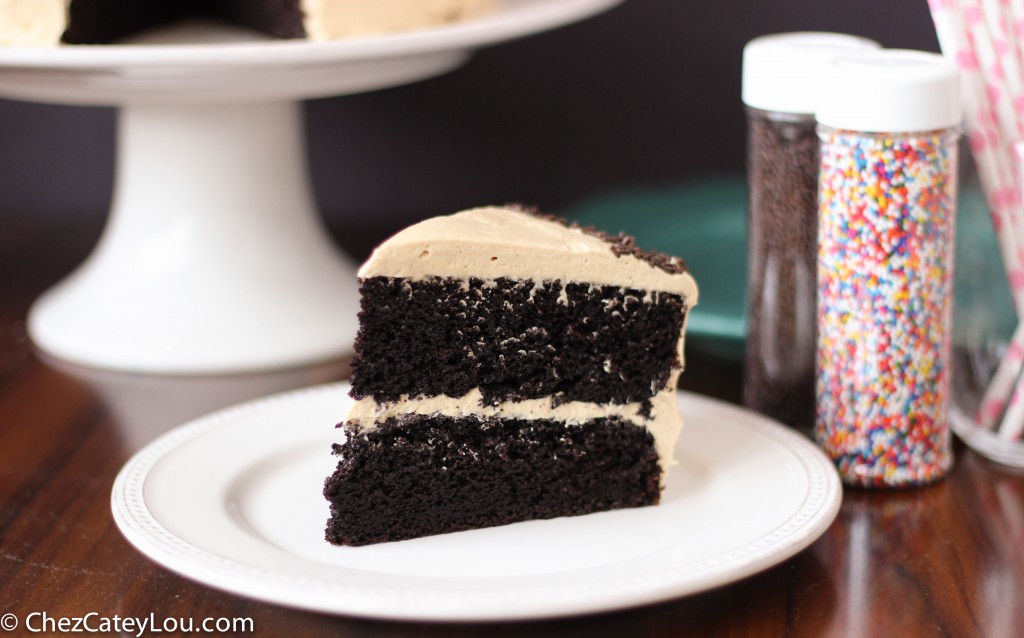 Chocolate Cake with Peanut Butter Buttercream Frosting | chezcateylou.com