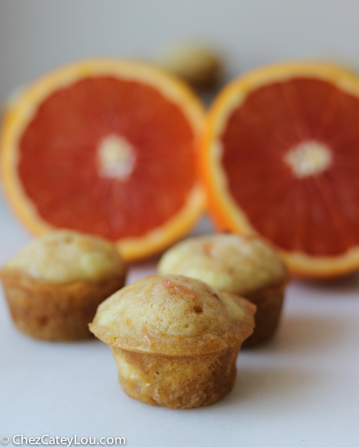 Cara Cara Orange Mini Muffins | chezcateylou.com
