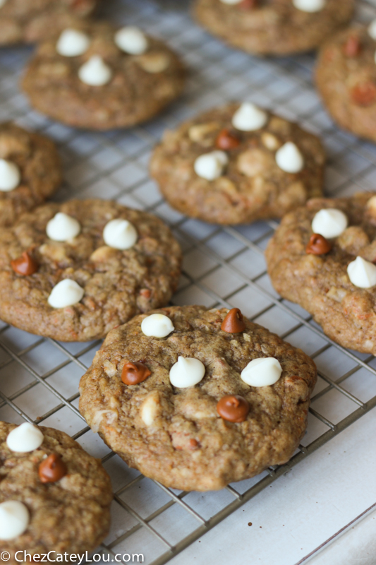 Carrot Cake Cookies | chezcateylou.com