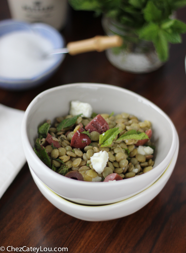 Lentil Salad with Olives, Mint and Feta | chezcateylou.com