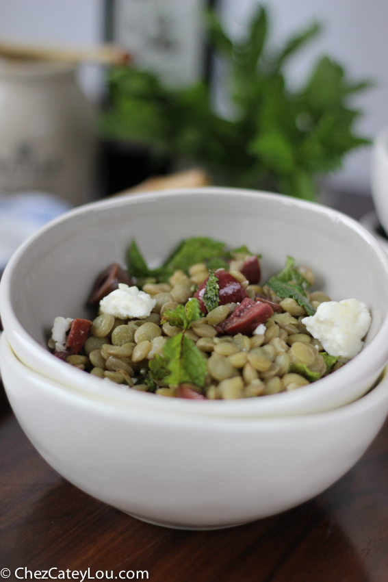 Lentil Salad with Olives, Mint and Feta | chezcateylou.com