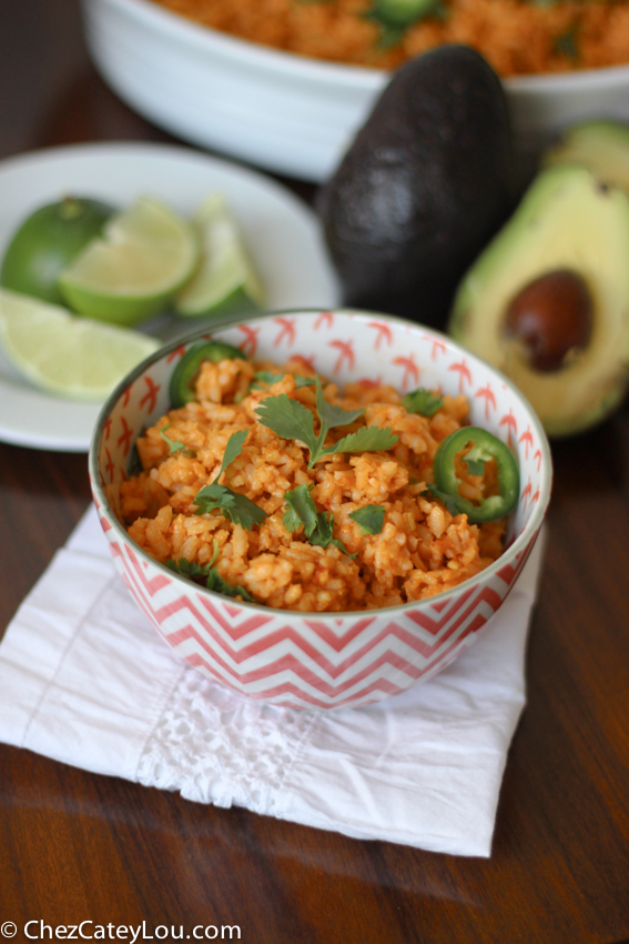 Mexican Rice made with Brown Rice | chezcateylou.com