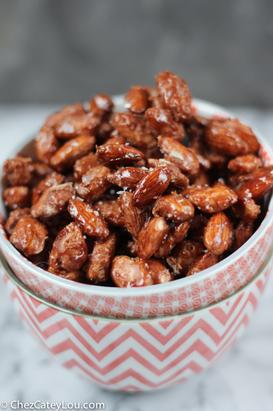 Burnt Sugar Almonds - perfect for a Food Gift this holiday season! | ChezCateyLou.com