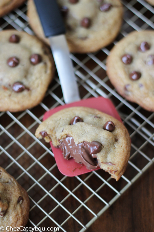 Nutella Stuffed Chocolate Chip Cookies | chezcateylou.com #OXOGoodCookies