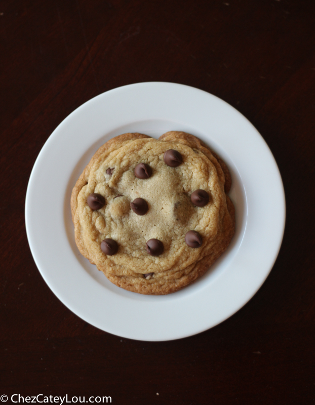 Nutella Stuffed Chocolate Chip Cookies | chezcateylou.com #OXOGoodCookies