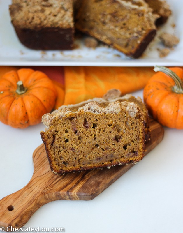 Crumb Topped Pumpkin Bread