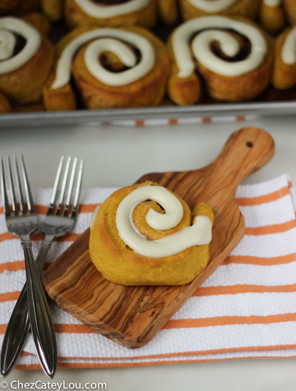 Pumpkin Cinnamon Rolls with Cream Cheese Frosting |ChezCateyLou.com #PumpkinWeek