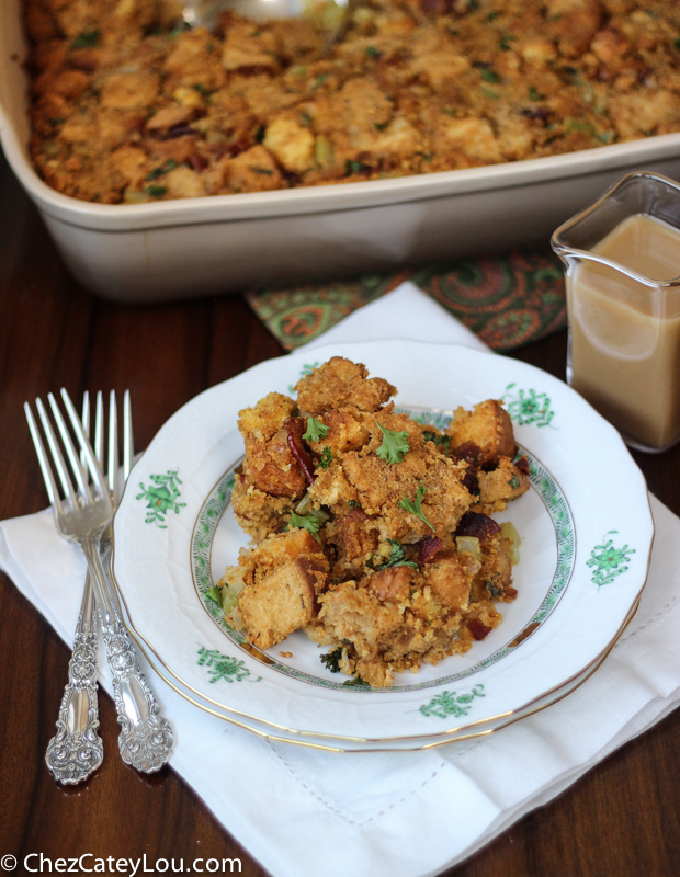 Bacon and Cornbread Stuffing - Chez CateyLou