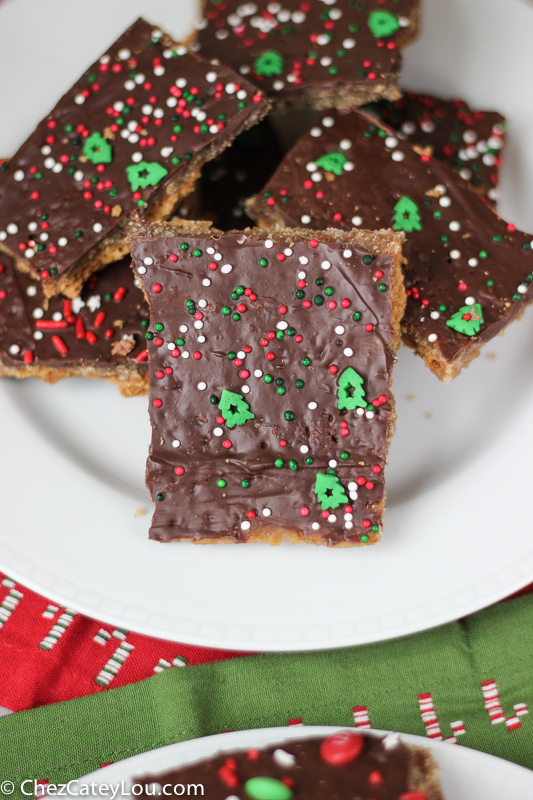 Graham Cracker Toffee aka Christmas Crack | ChezCateyLou.com