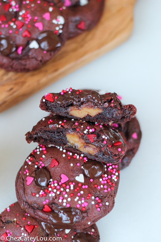 Caramel Stuffed Red Velvet Cookies | ChezCateyLou.com - the perfect Valentine's Day treat!