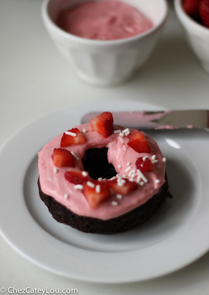 Chocolate Donuts with Strawberry Cream Cheese Icing | chezcateylou.com