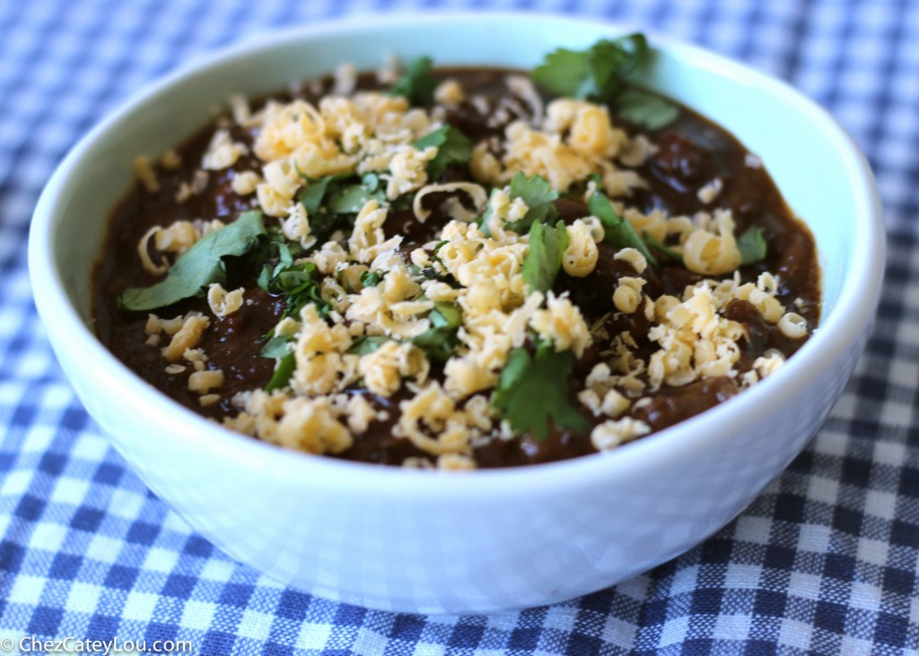 Vegetarian Chili | chezcateylou.com