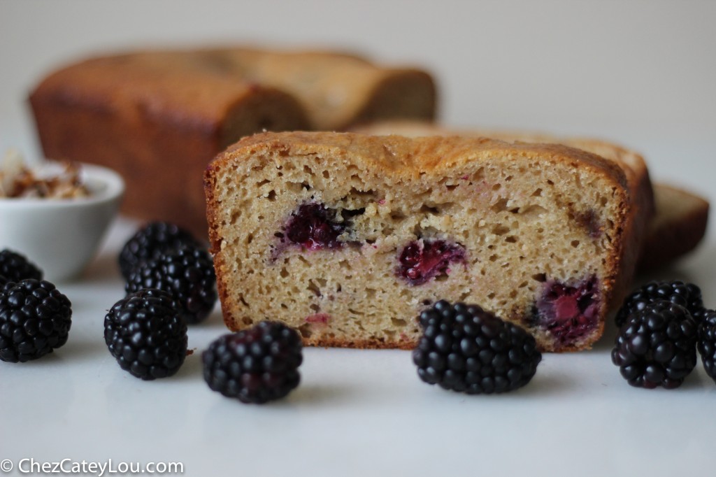 Blackberry Coconut Yogurt Bread | chezcateylou.com