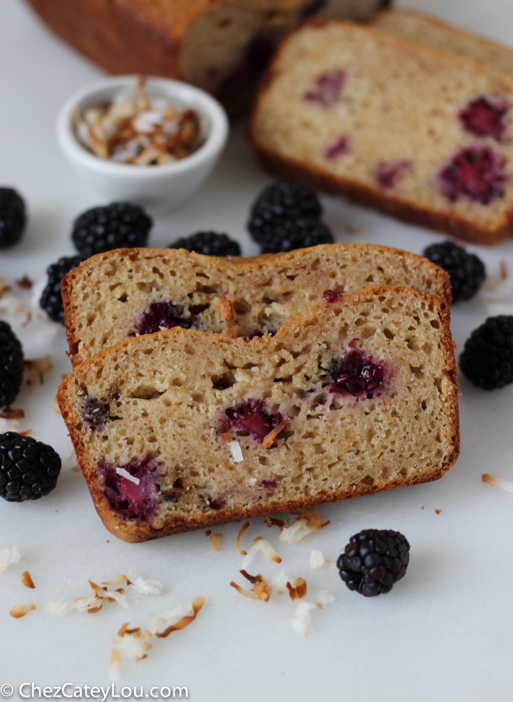 Blackberry Coconut Yogurt Bread | chezcateylou.com