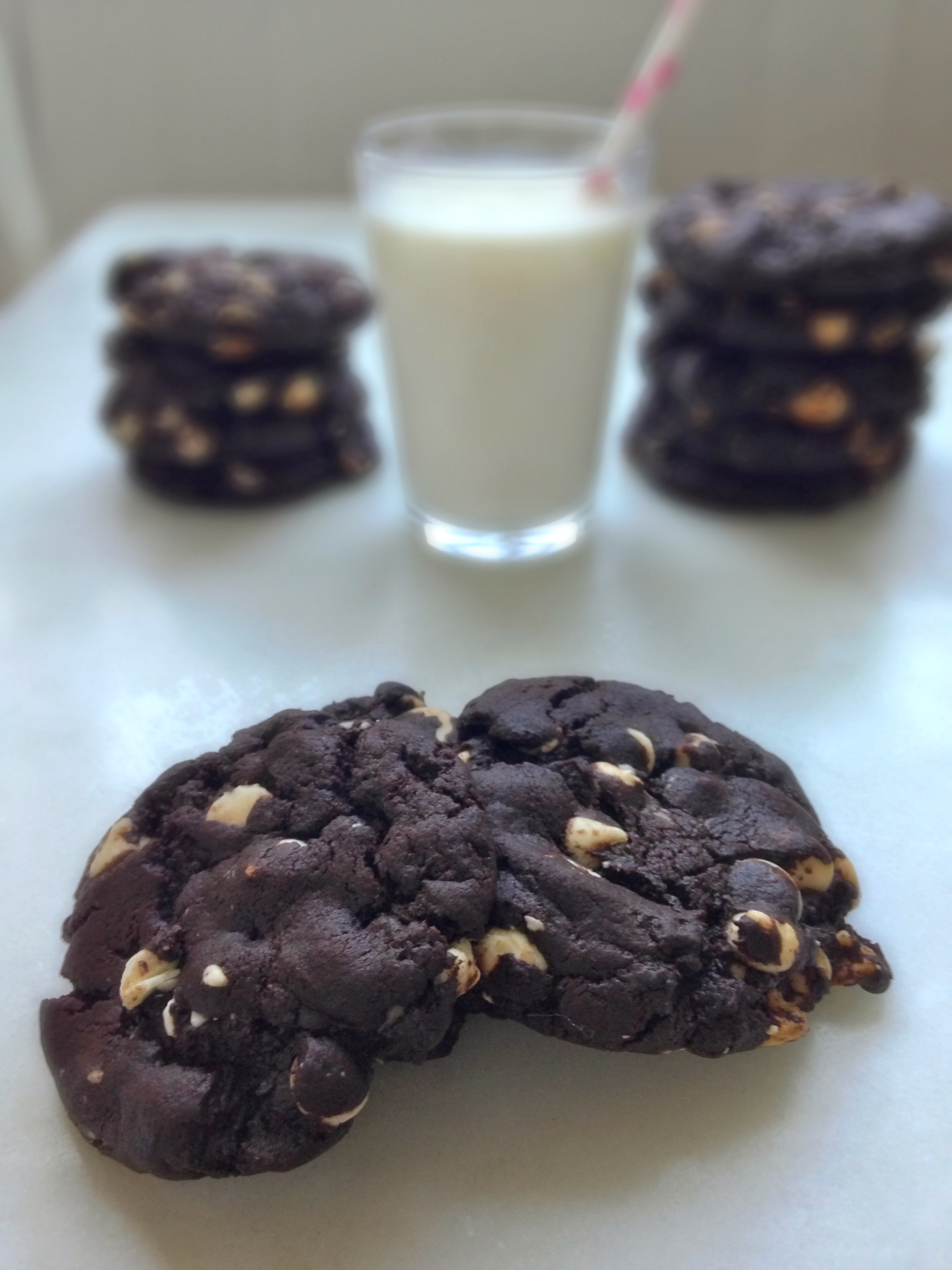 Oreo Inspired Cookies Chewy ChocolateWhite Chocolate Chip Cookies