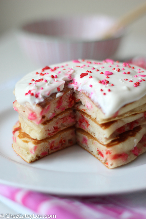 Valentines Day Funfetti Pancakes with Vanilla Greek Yogurt Sauce | ChezCateyLou.com