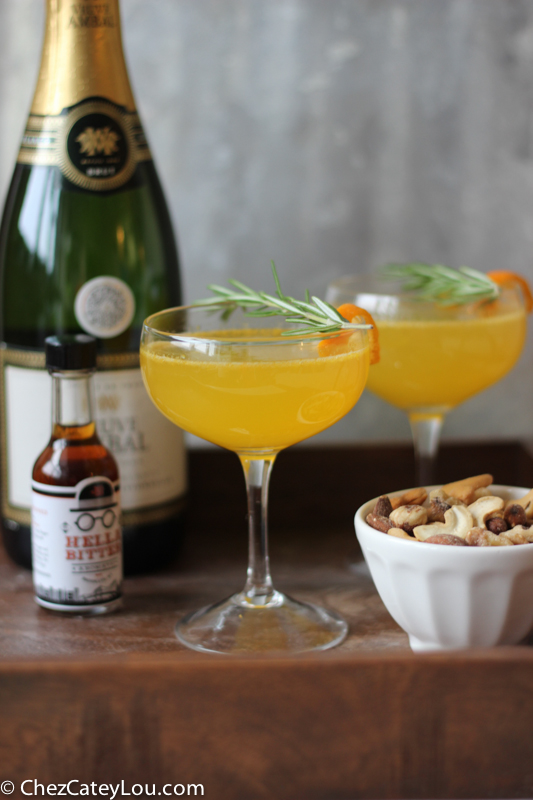 Clementine Rosemary Champagne Cocktail | chezcateylou.com