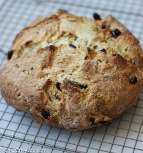Irish Soda Bread | chezcateylou.com