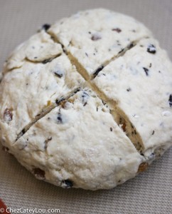Irish Soda Bread | chezcateylou.com