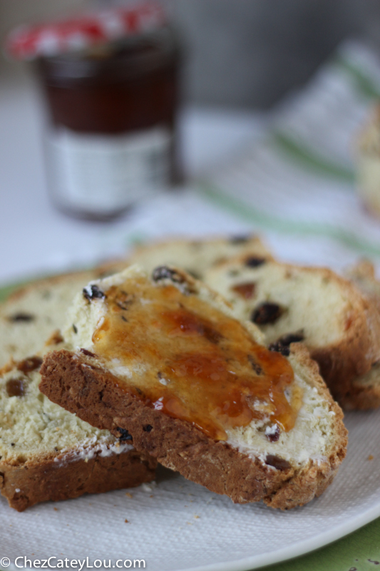 Irish Soda Bread | chezcateylou.com