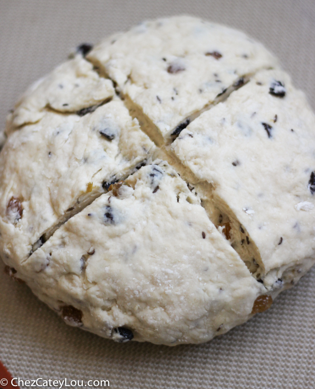 Irish Soda Bread | chezcateylou.com