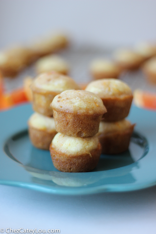 Cara Cara Orange Mini Muffins | chezcateylou.com