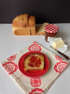 Cornmeal Bread | chezcateylou.com