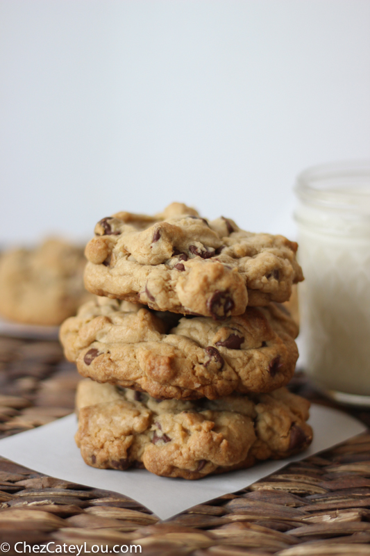 Levain Bakery Chocolate Chip Cookies