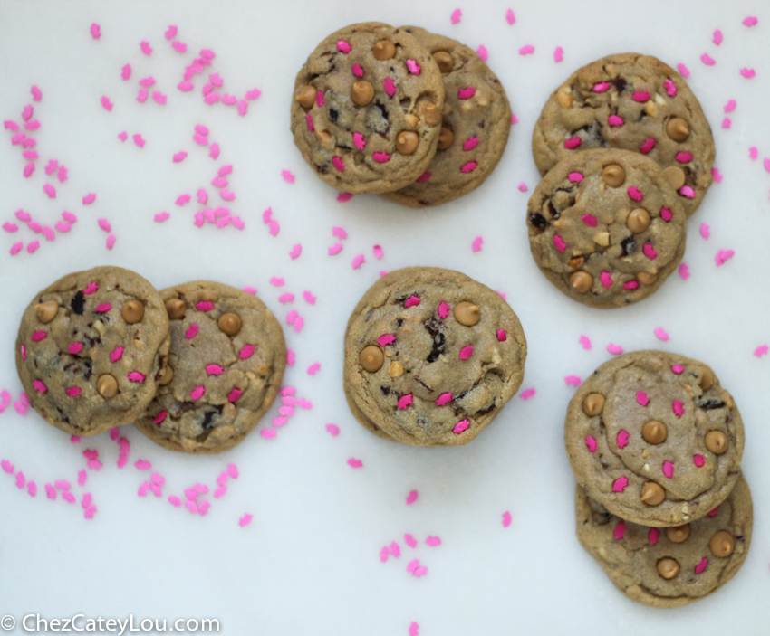 Peanut Butter Bacon Cookies | chezcateylou.com