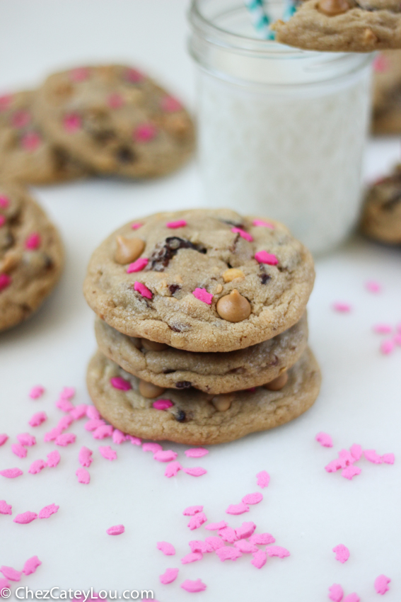 Peanut Butter Bacon Cookies | chezcateylou.com