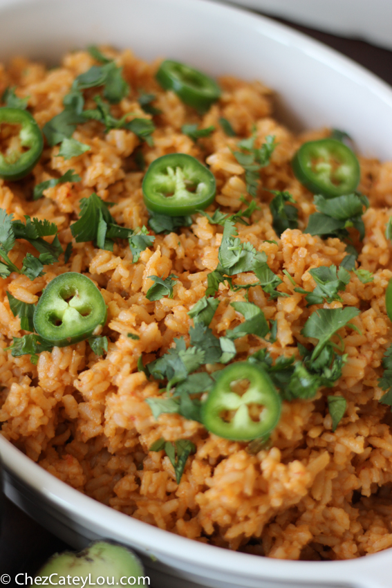 Mexican Rice made with Brown Rice | chezcateylou.com