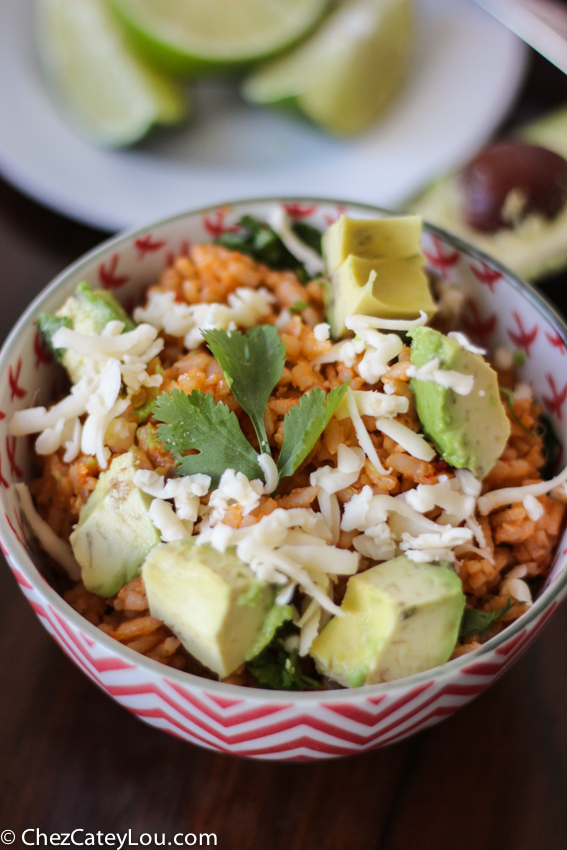 Mexican Rice made with Brown Rice | chezcateylou.com