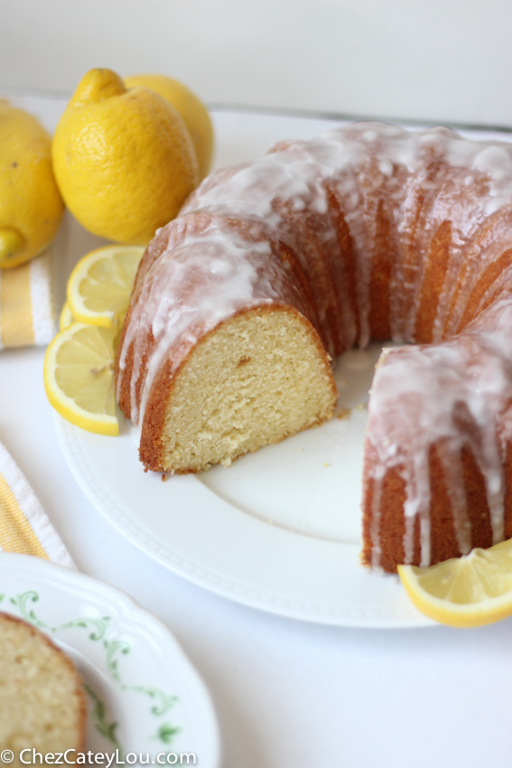 Lemon Bundt Cake - Chez CateyLou