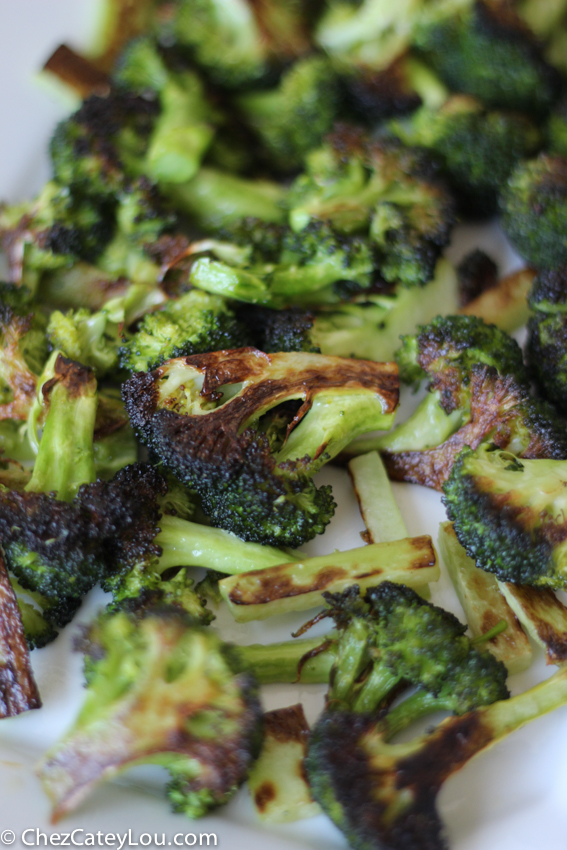 The Best Roasted Broccoli | chezcateylou.com