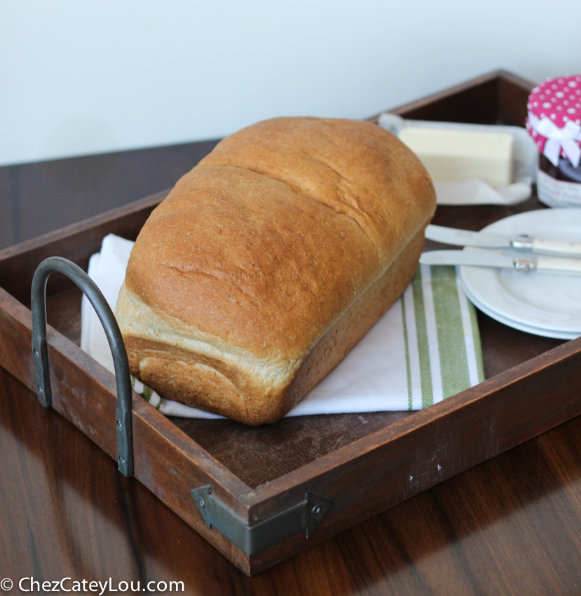 Honey Oatmeal Bread | chezcateylou.com