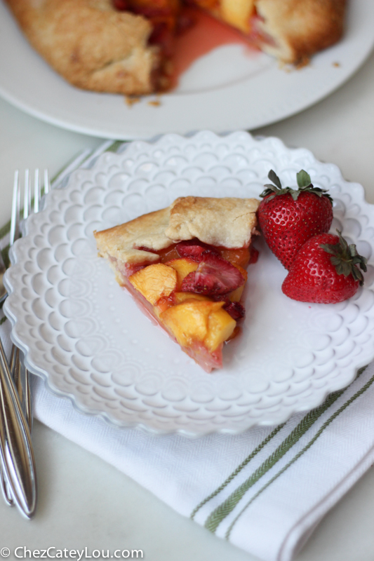 Rustic Strawberry Peach Tart | chezcateylou.com #recipe