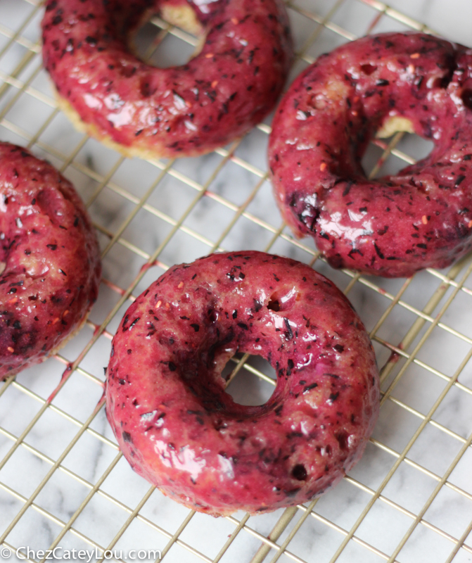 Baked Blueberry Donuts | chezcateylou.com #recipe #donuts