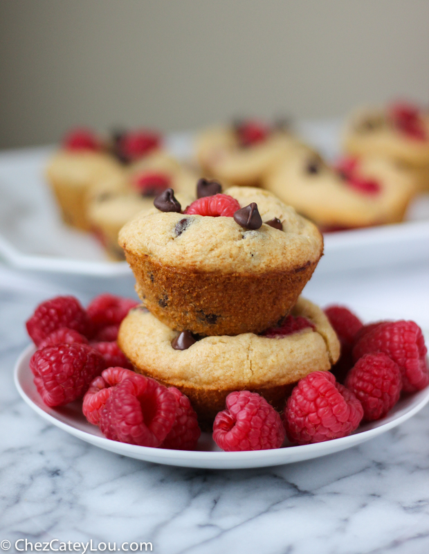 Chocolate Chip Raspberry Muffins | ChezCateyLou.com