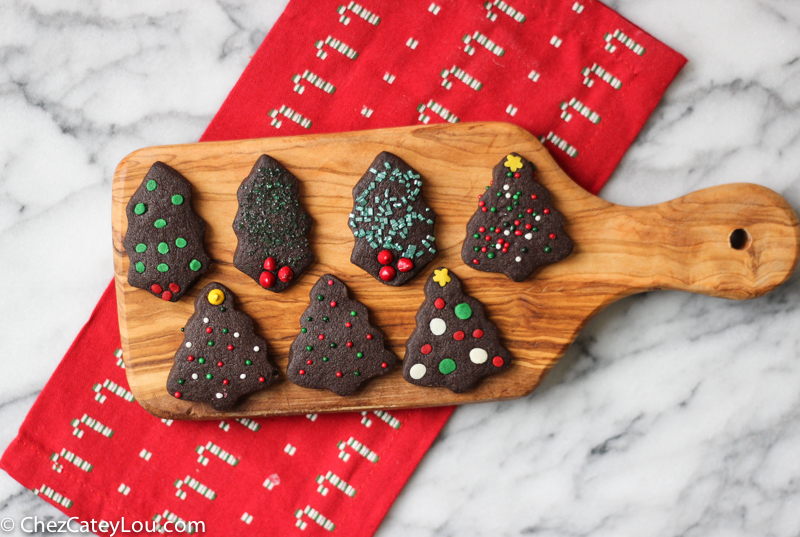 Chocolate Shortbread Cookies, my favorite Christmas cookie | ChezCateyLou.com