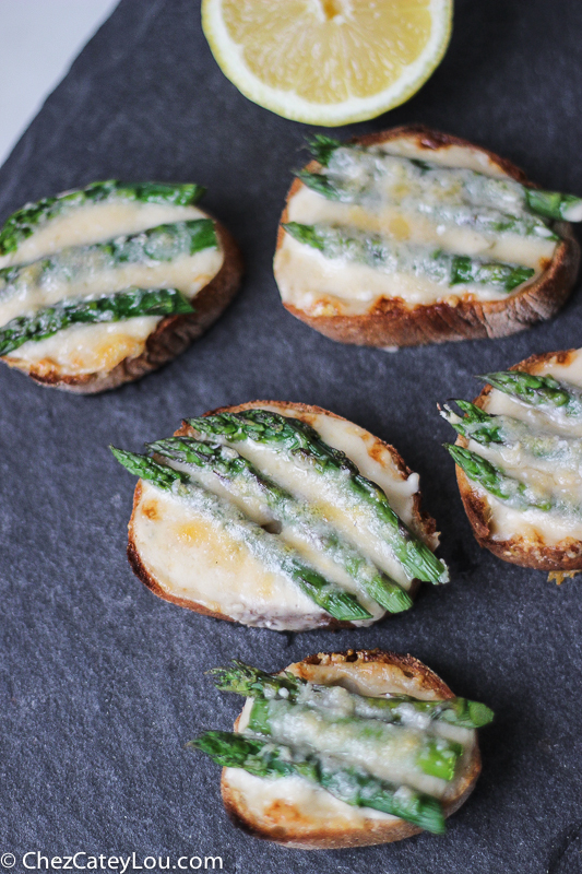 Asparagus Alfredo Crostini