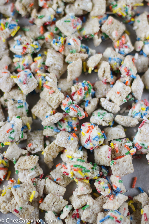 Cake Batter Puppy Chow | ChezCateyLou.com